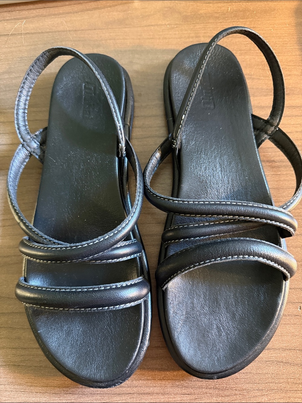 OluKai Tiare Black Strappy Leather Sandals